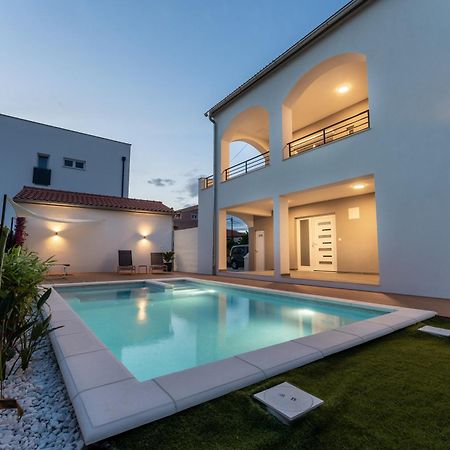 Bernie Apartments With A Pool Zara Esterno foto