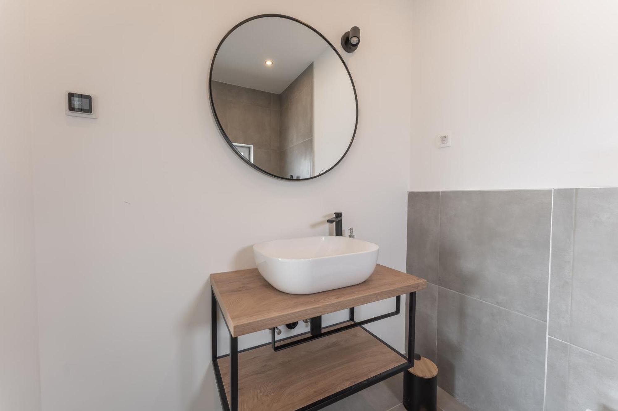 Bernie Apartments With A Pool Zara Esterno foto